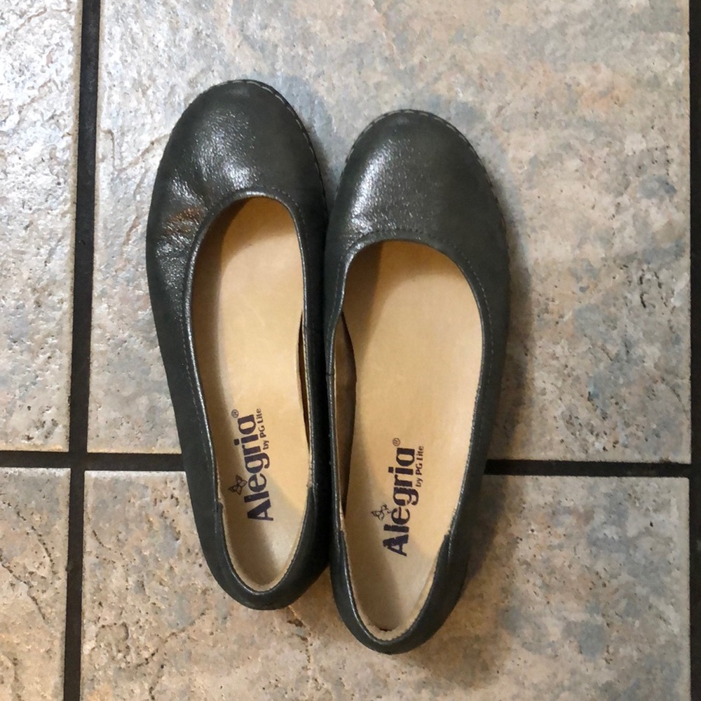 Alegria ballerina flats